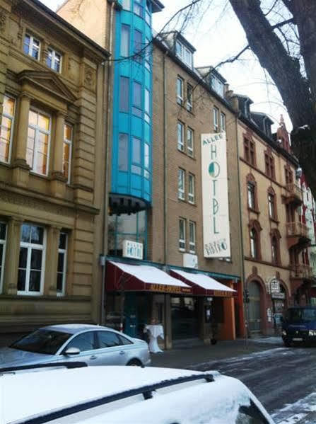 Allee Hotel Карлсруэ Экстерьер фото
